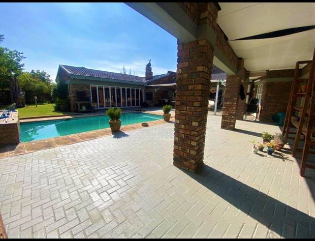 4 BEDROOM HOUSE FOR SALE IN THREE RIVERS